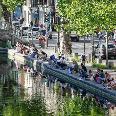 Très Calme Parigi